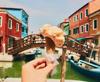 Tour in barca di mezza giornata alle 2 isole