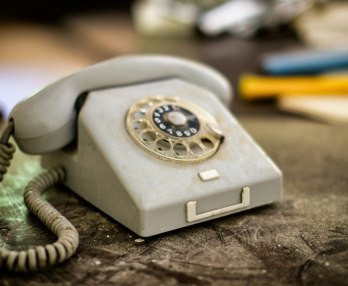 The Telephone et Trouble in Tahiti